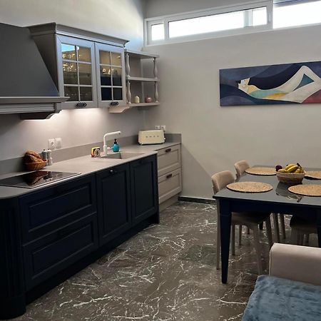 Thouria Agora Suites 2 卡拉马塔 外观 照片